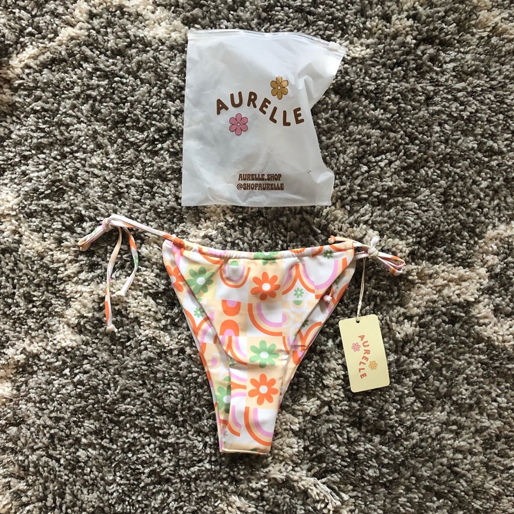 Aurelle Arlo Tie Bottom